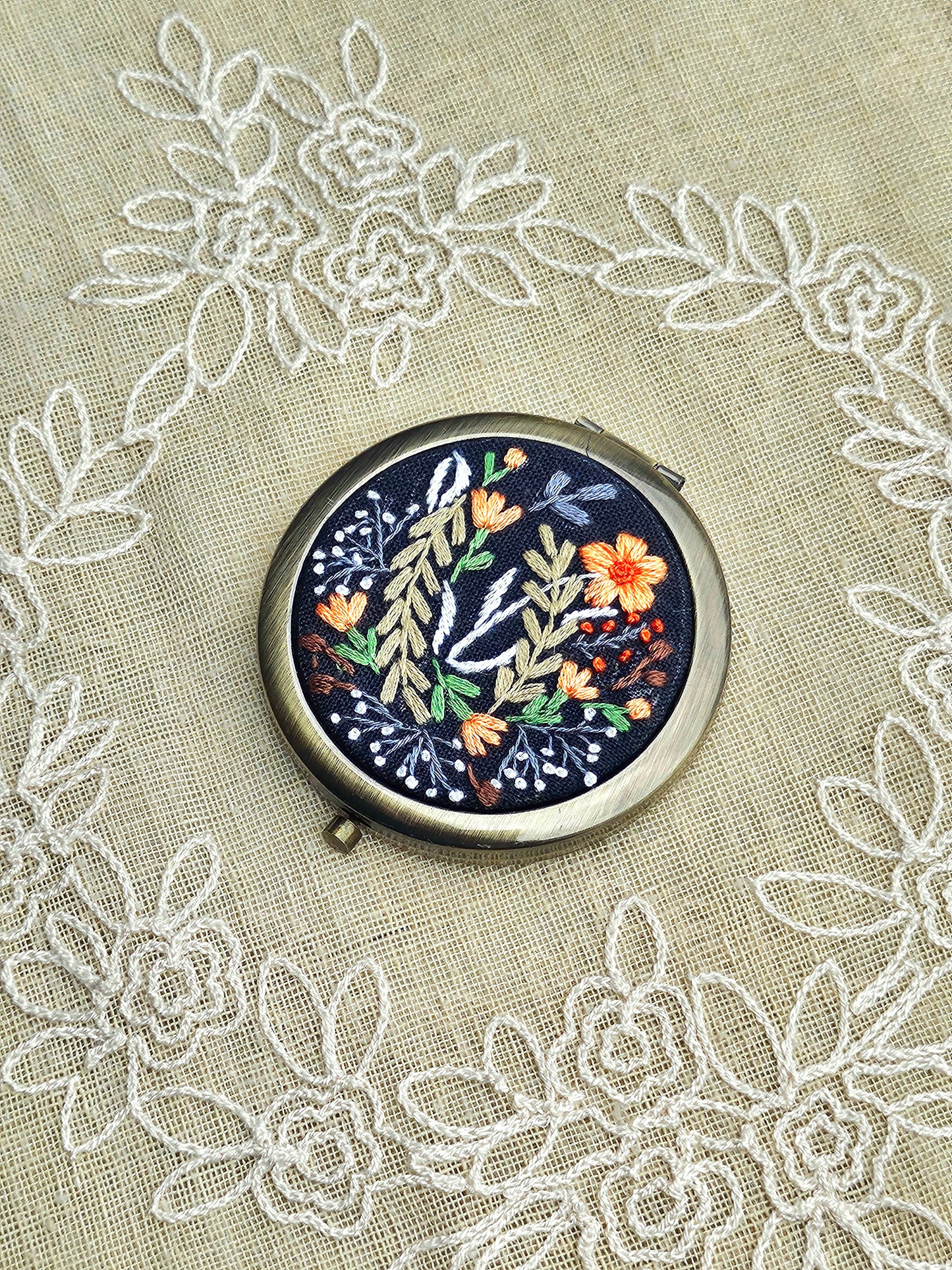 Handmade Vintage Embroidered Compact Mirror - Edition 3