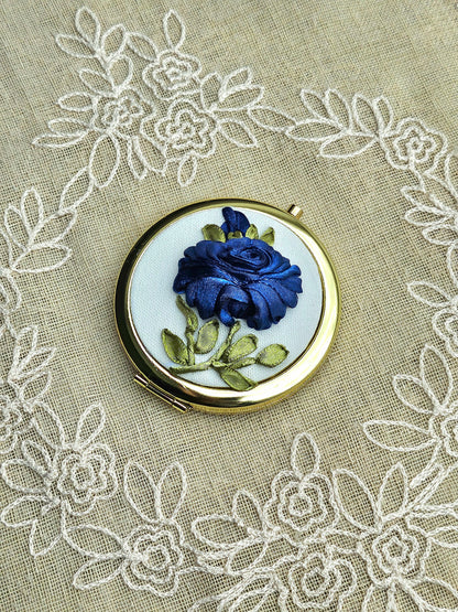 Handmade Vintage Embroidered Compact Mirror - Edition 2